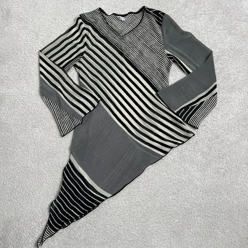 Vintage bohemian striped asymmetrical hem long sleeve sheer top